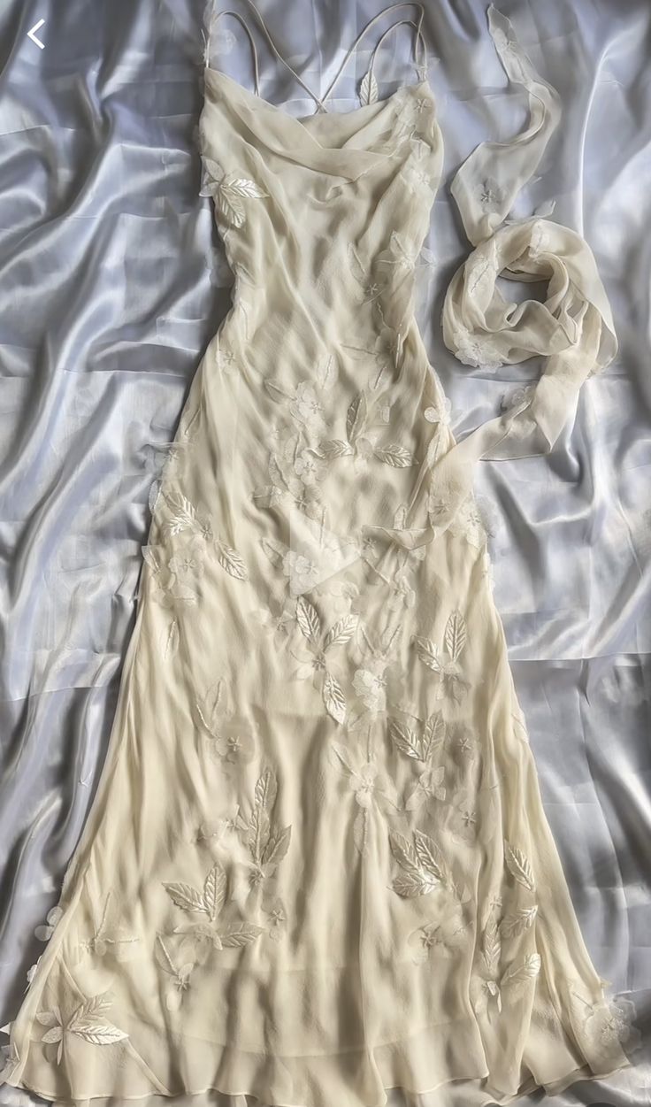 Sexy Sheath Straps Chiffon Champagne Long Prom Dresses