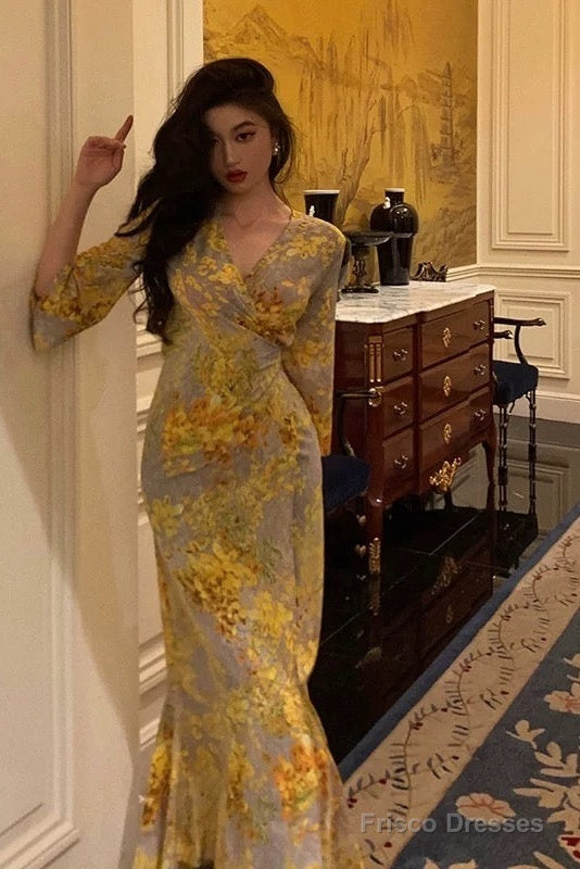 sexy gold birthday dress Sexy Gold Rhinestone Tassel Bodycon Prom Dress Women... From Huifangzou, Rs.17,786.83