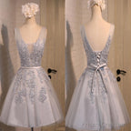 Sexy Short A-Line Deep V Neck V-Back Sleeveless Lace Up Back Organza Appliques Homecoming  Dress