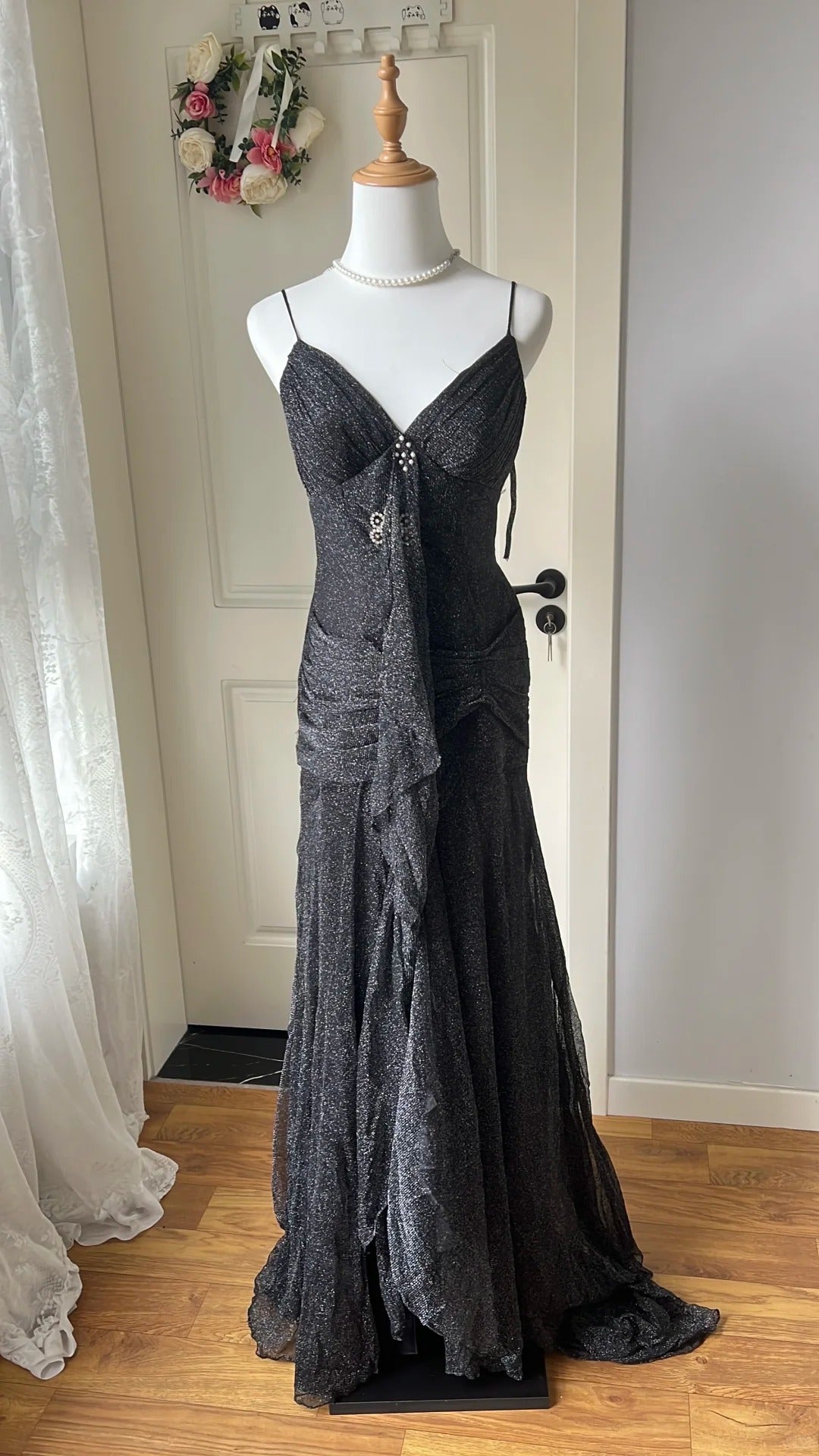 Sexy Silver-Black Mermaid Ruffled Deep V Halter Shimmering Long Prom Dress Evening Dress Secondary image