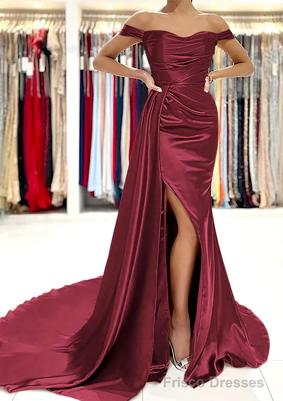Sheath/Column Off-the-Shoulder Short Sleeve Charmeuse Court Train Prom Dresses With Pleated