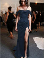Sheath Column Prom Dresses Minimalist Dress Evening Party Sweep Brush Train Sleeveless Strapless Charmeuse With Pleats Ruched Slit