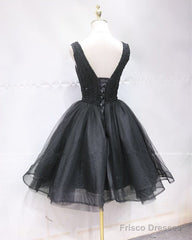 Short Organza Ruffles V Neck Homecoming Dresses