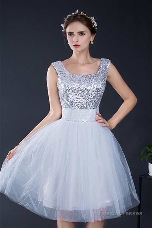 Short Sequin Tulle Lace-up Knee-length Homecoming Dresses Main image