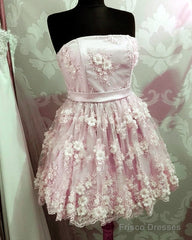 Short Strapless Homecoming Dresses With 3D Lace Flowers