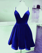 Short Velvet Prom Dresses V Neck Spaghetti Straps