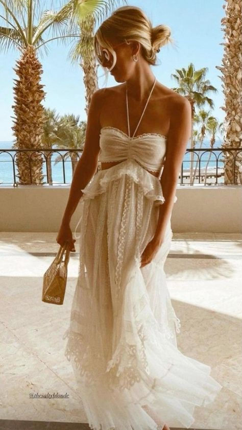 Simple A Line Halter Tulle Champagne Long Prom Dresses