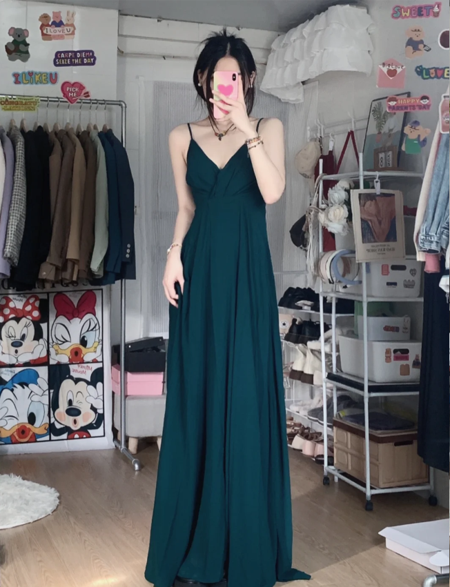 Simple Dark Green A-Line V-Neck Halter Chiffon Long Prom Dress Evening Dress Bridesmaid Dress Main image