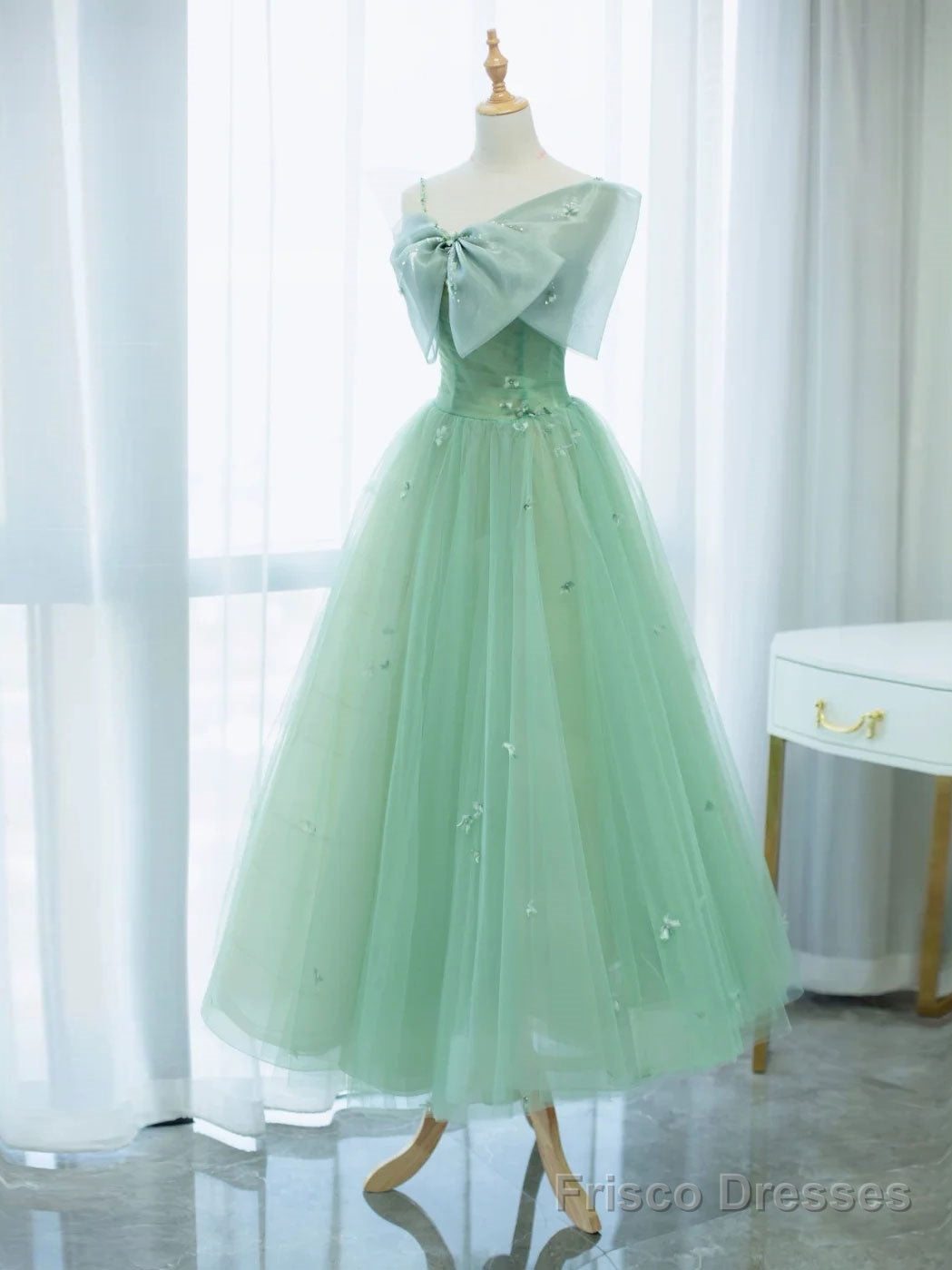 Simple Green Tulle Tea Length Prom Dress, Green Tulle Homecoming Dresses Main image
