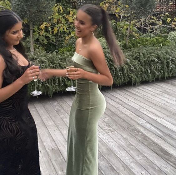 Simple Mermaid Sleeveless Strapless Velvet Long Prom Dress Main image