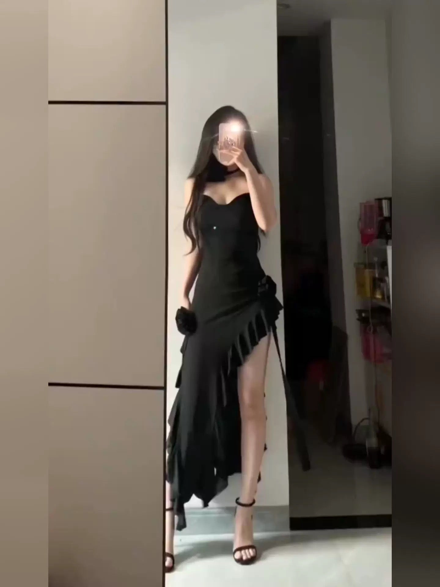 Simple Sheath Spaghetti Straps Black Satin Vacation Beach Dress Long Birthday Dresses Secondary image
