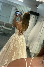 Simple Spaghetti Straps A-Line Lace Appliques Tulle Long Prom Dress