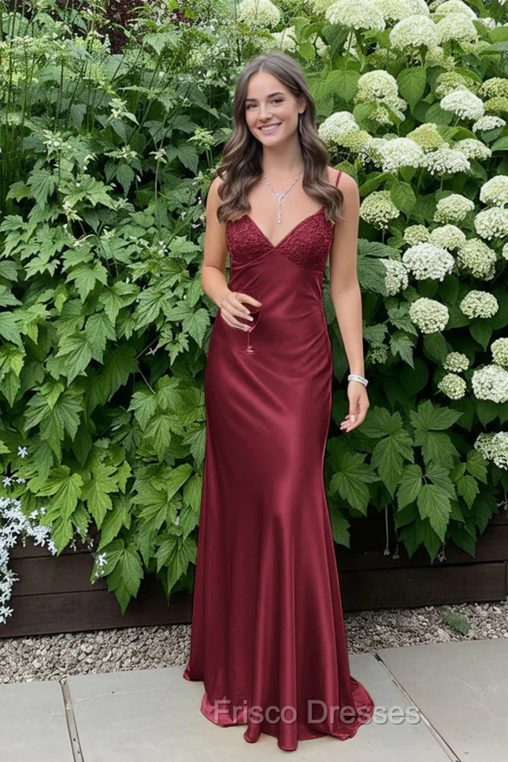 Simple Spaghetti Straps V-neck Sheath Satin Prom Dress Main image