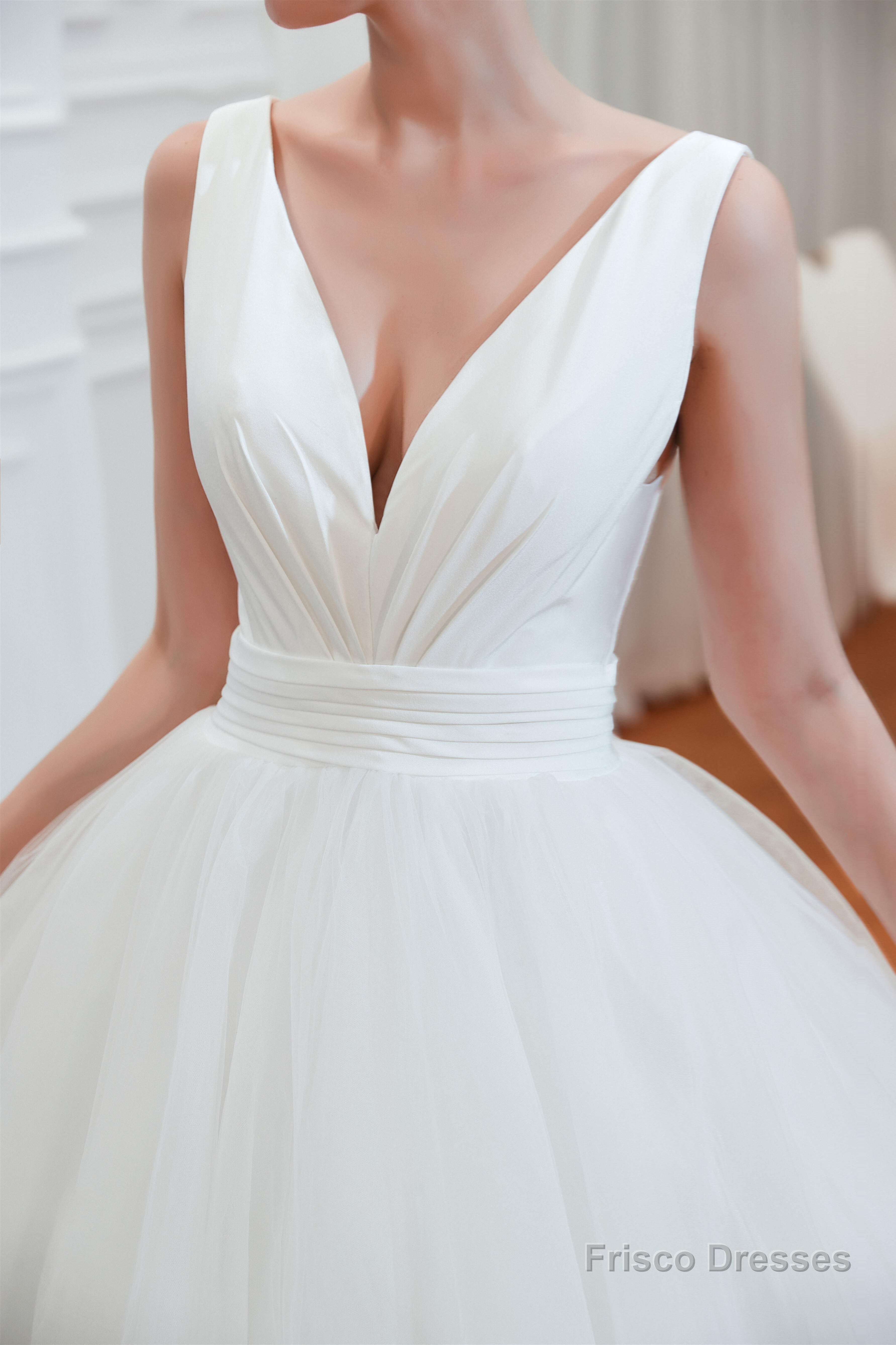 Simple White A Line V Neck Open Back Tulle Wedding Dresses