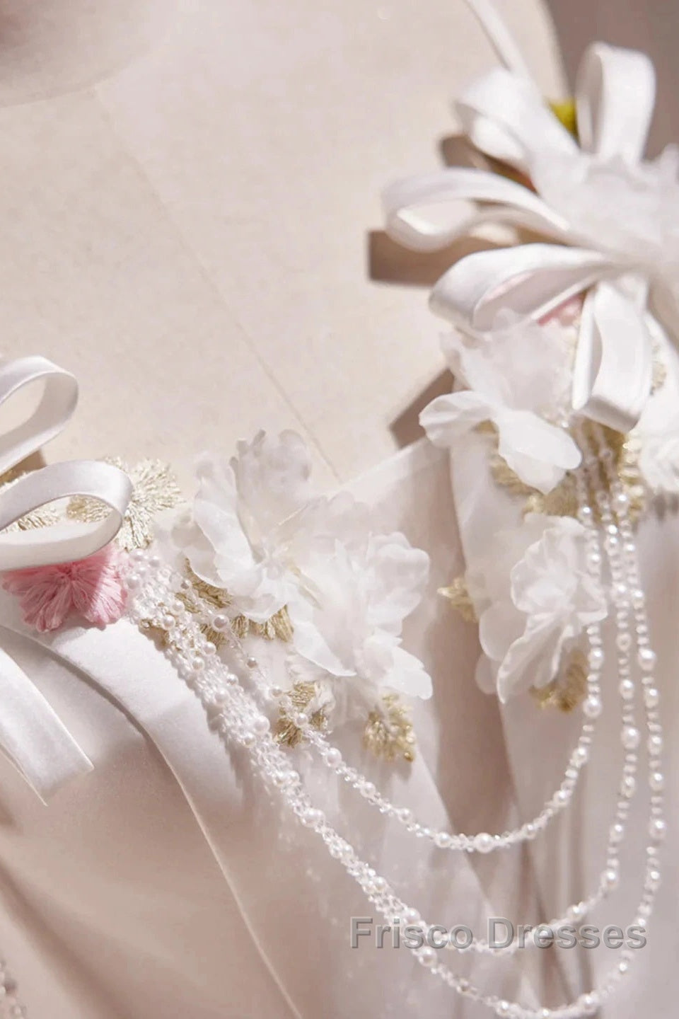 Spaghetti Strap Satin White Floral Short Formal Prom Dress Secondary image