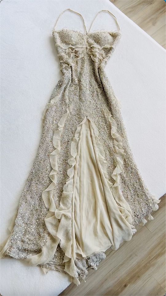 Spaghetti Straps Sequin Long Evening Prom Dresses With Slit Secondary image
