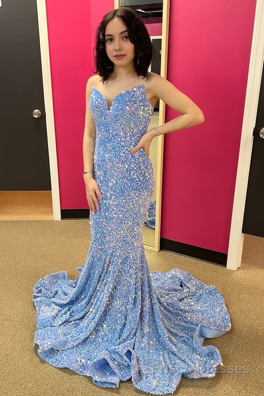 Sparkly Dark Green Sequins Mermaid Sweetheart Long Prom Dress