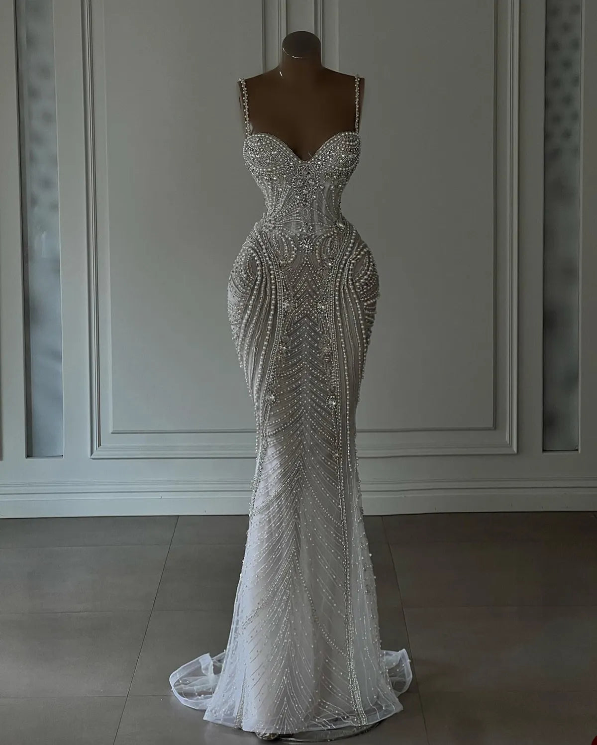 Sparkly Mermaid Spaghetti Straps White Sequin Beaded Wedding Dress Long Bridal Gown Wedding Dresses Main image
