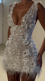 Sparkly Sheath V Neck White Feathers Beaded Wedding Dress Short Bridal Gown Wedding Dresses