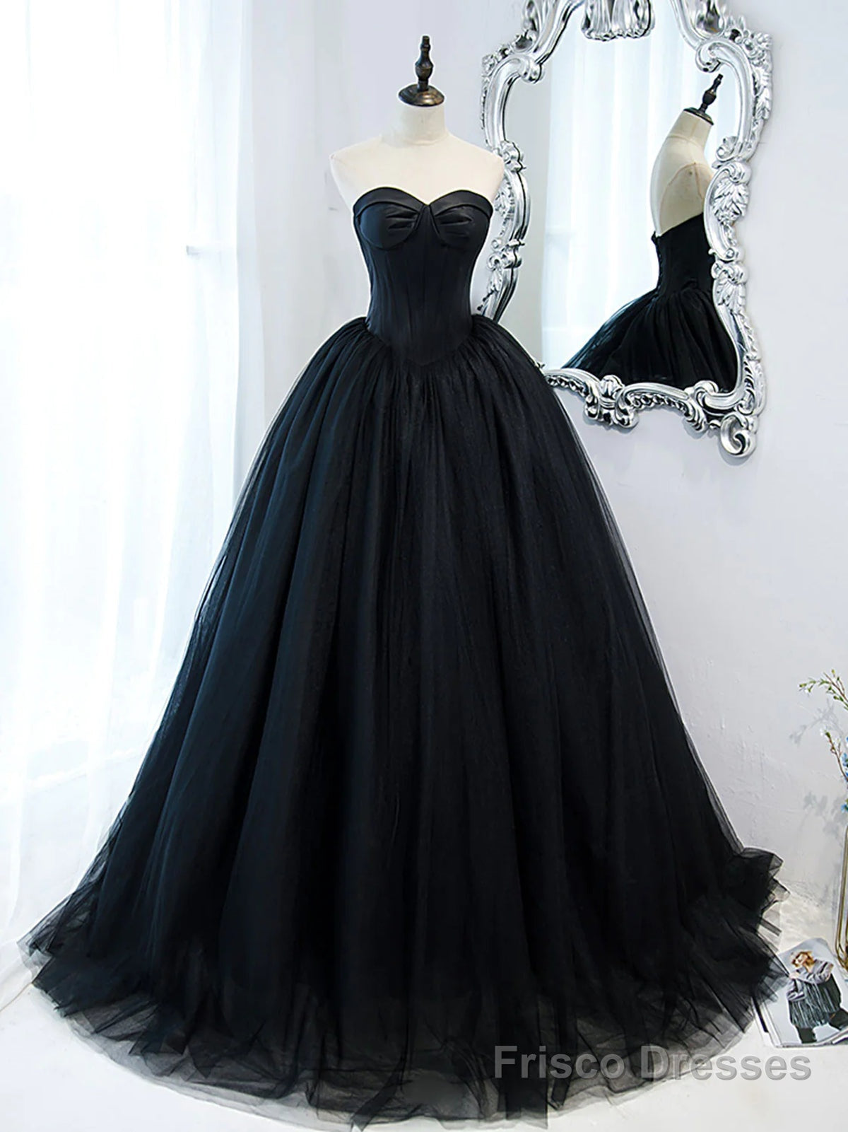Strapless Sweetheart Neck Black Tulle Prom Dresses, Black Tulle Formal Gowns Secondary image
