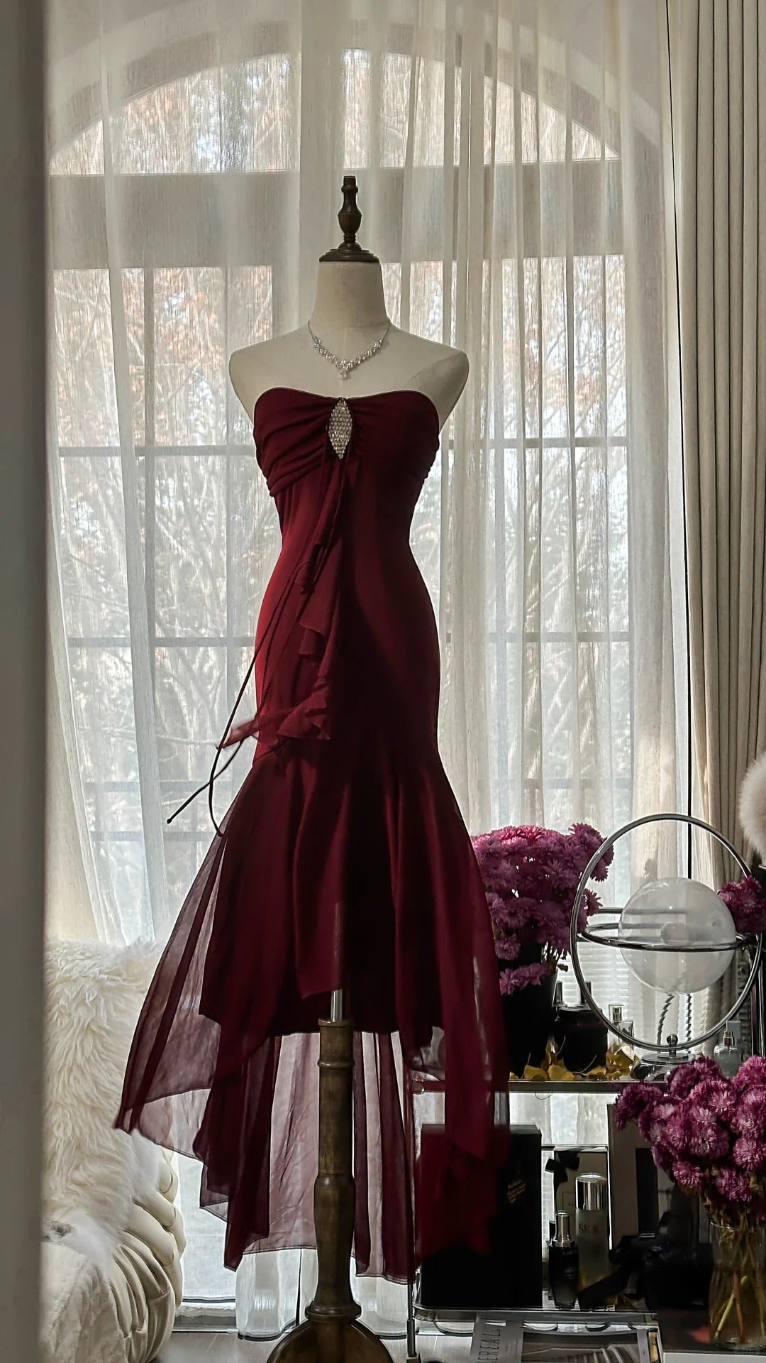 Stunning Burgundy Strapless Chiffon Mermaid Long Prom Dress