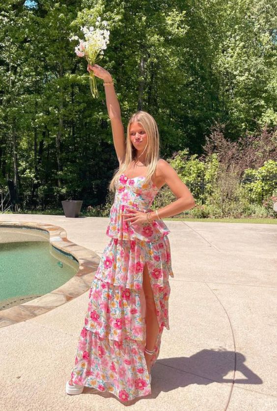 Stunning Long Floral Prom Dress Fashion Outfits Secondary image