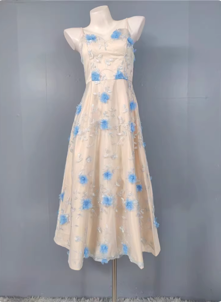 Sweet A-Line 3D Floral Embroidery Tulle Long Prom Dress Evening Dress Main image