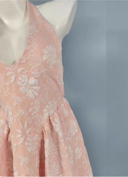 Sweet Pink A-Line Halter V-Neck Jacquard Prom Dress