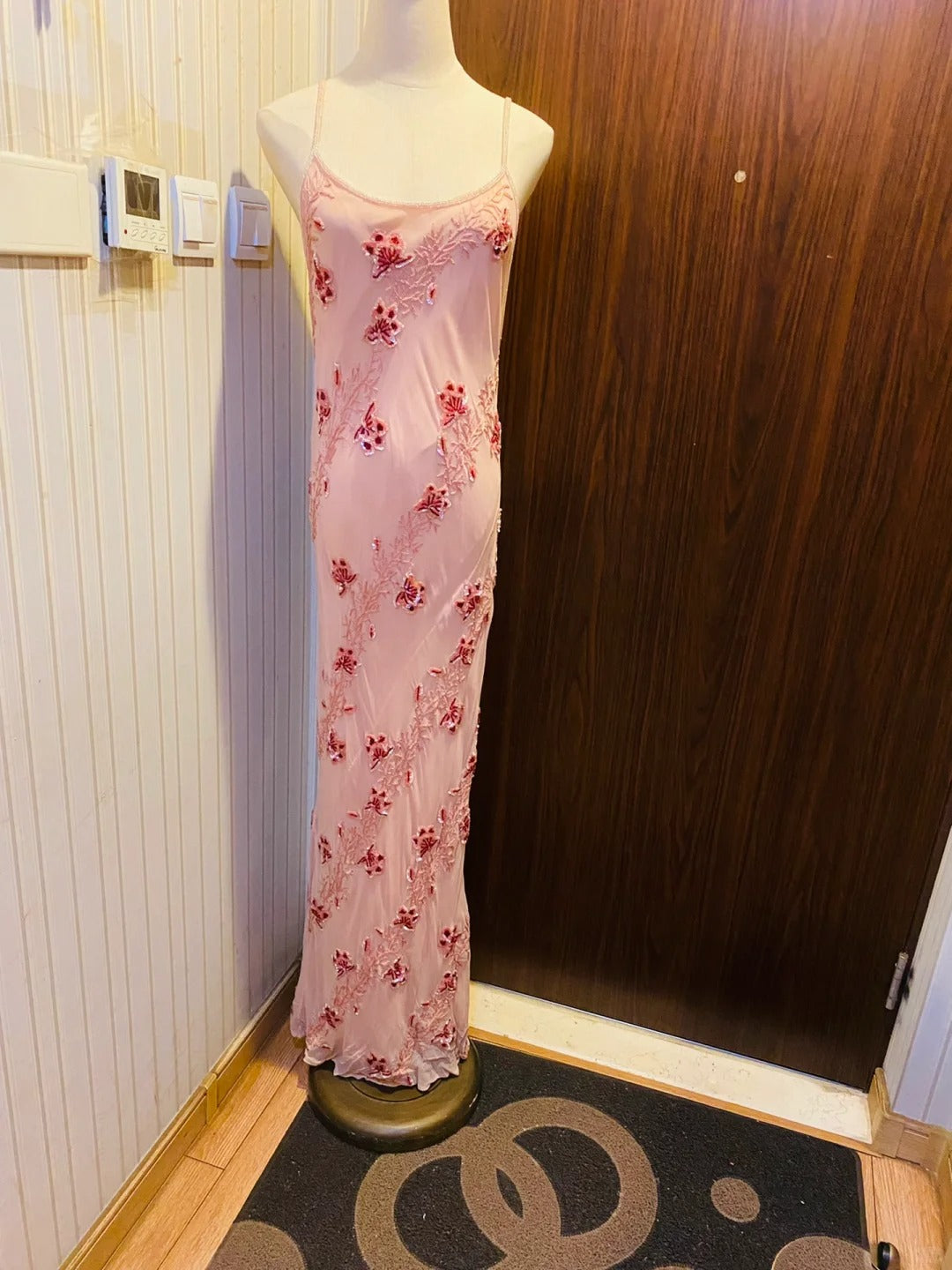 Sweet Pink Sequined Beaded Halter Chiffon Long Prom Dress Evening Dress Main image