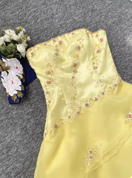 Sweet Princess Yellow A-Line Strapless Beaded Embroidered Tulle Long Prom Dress Evening Dress