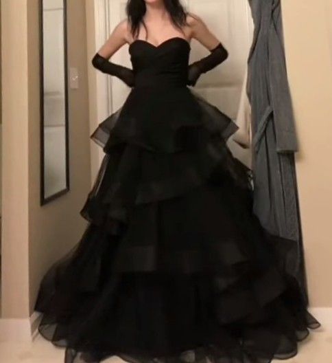 Sweetheart Black Rufflue Long Prom Evening Dress Secondary image