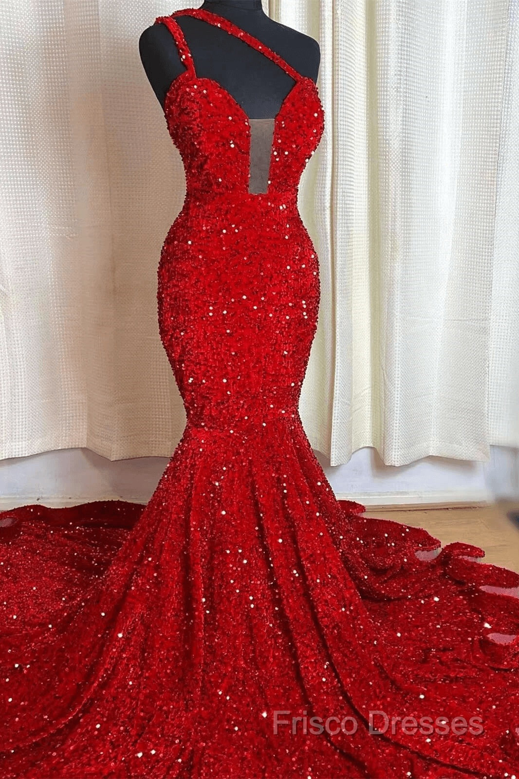 Sweetheart Sleeveless Sequins Red Mermaid Formal Prom Dress