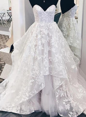 Sweetheart White Ball Gown Tulle Appliques Wedding Dress