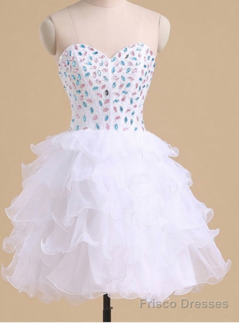 The actual photo of the teenager is a mini knee cocktail dress Main image