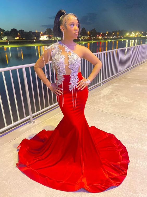 Stunning And Elegant Princess Party Wear Gown Red Prom Dresses Main image
