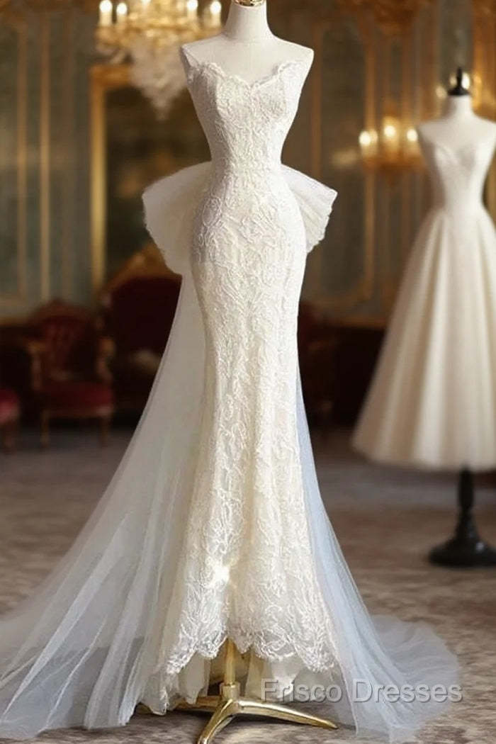 Timeless Mermaid Sweetheart Lace White Satin Wedding Dress Main image