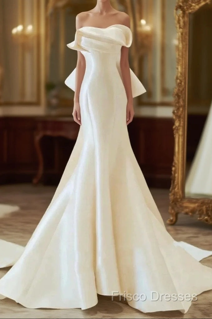 Timeless Mermaid Sweetheart White Satin Wedding Dress