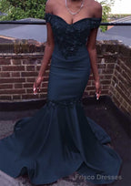 Trumpet/Mermaid Off-the-Shoulder Court Train Satin Prom Dresses With Beading Flowers