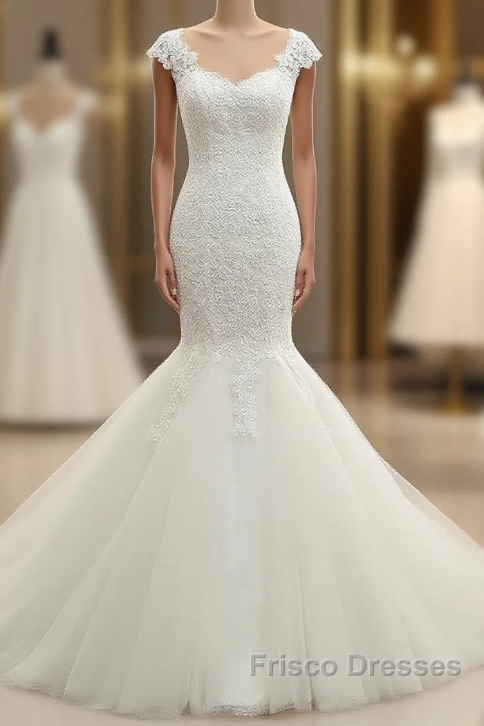 Trumpet/Mermaid V-Neck Sleeveless Applique Tulle Floor-Length Wedding Dress Main image