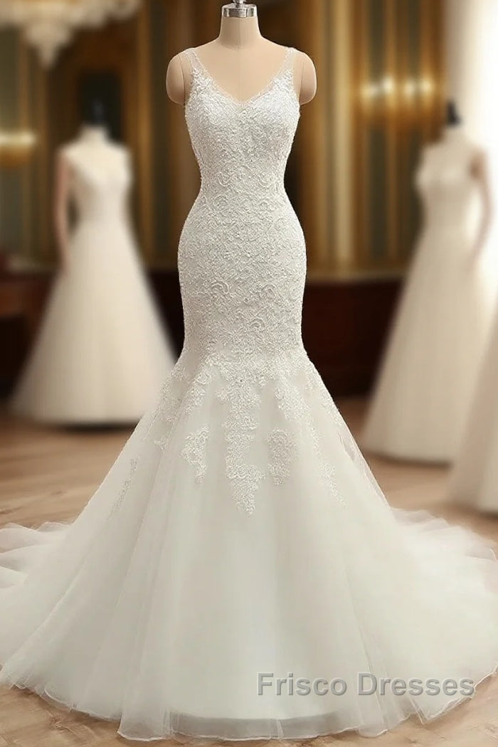 Trumpet/Mermaid V-Neck Sleeveless Applique With Beading Tulle Court Train Wedding Dress Main image
