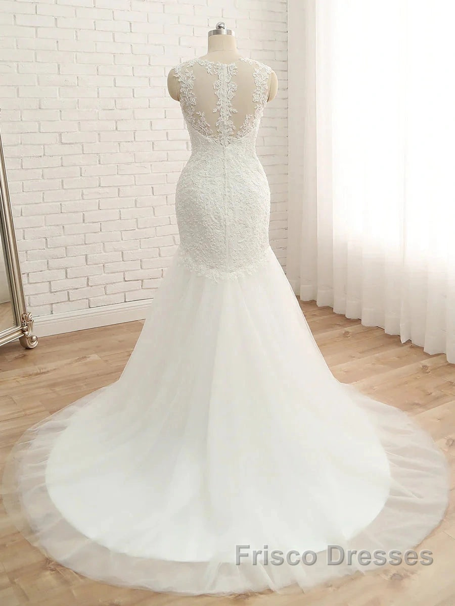 Trumpet/Mermaid V-Neck Sleeveless Applique With Sequin Tulle Court Train Wedding Dress Secondary image