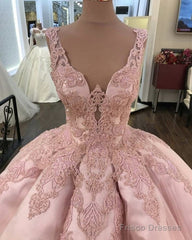 Tulle Ball Gown V Neck Quinceanera Dresses Lace Embroidery