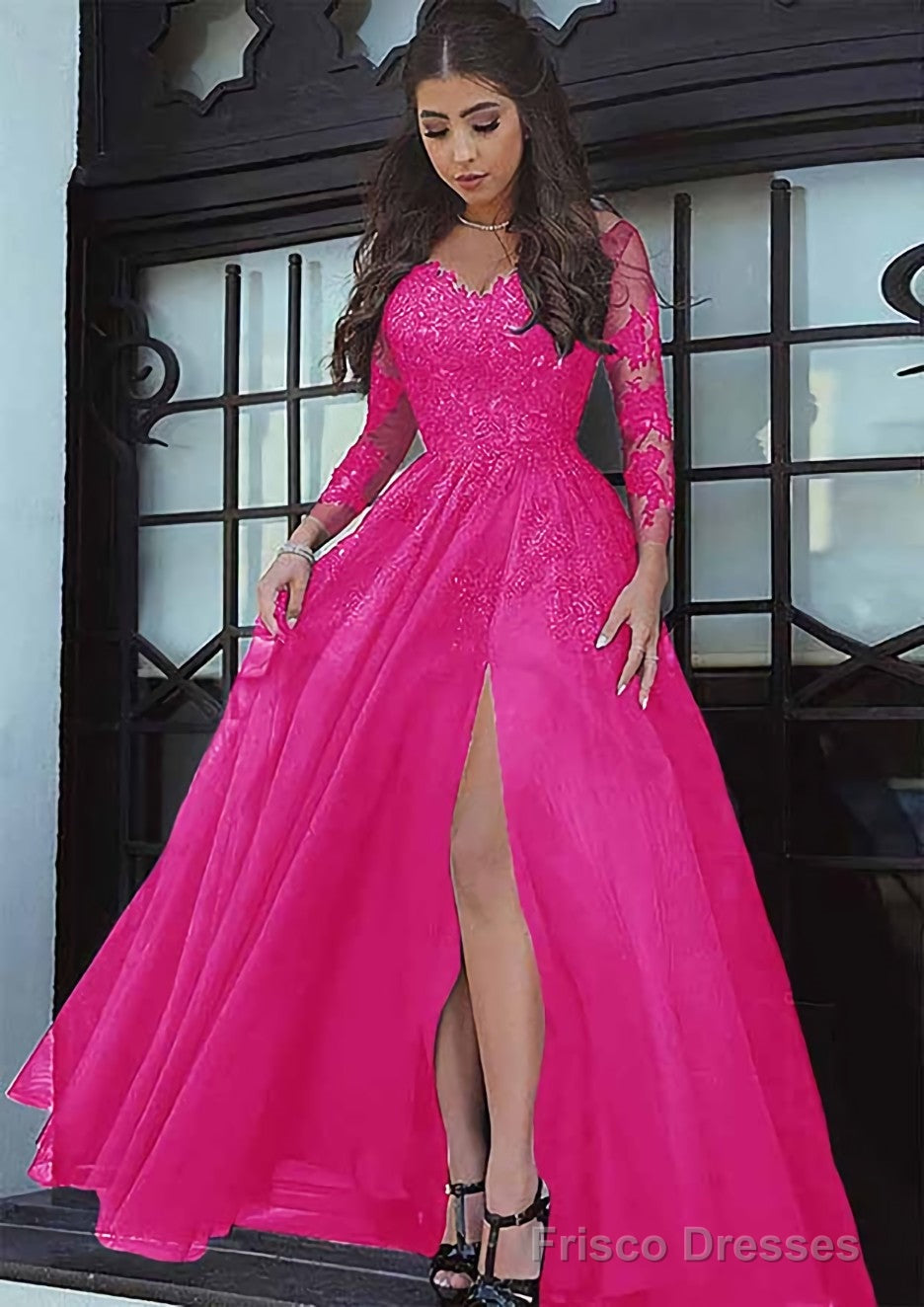 Tulle Long/Floor-Length A-Line/Princess Full/Long Sleeve Sweetheart Zipper Prom Dresses With Appliqued