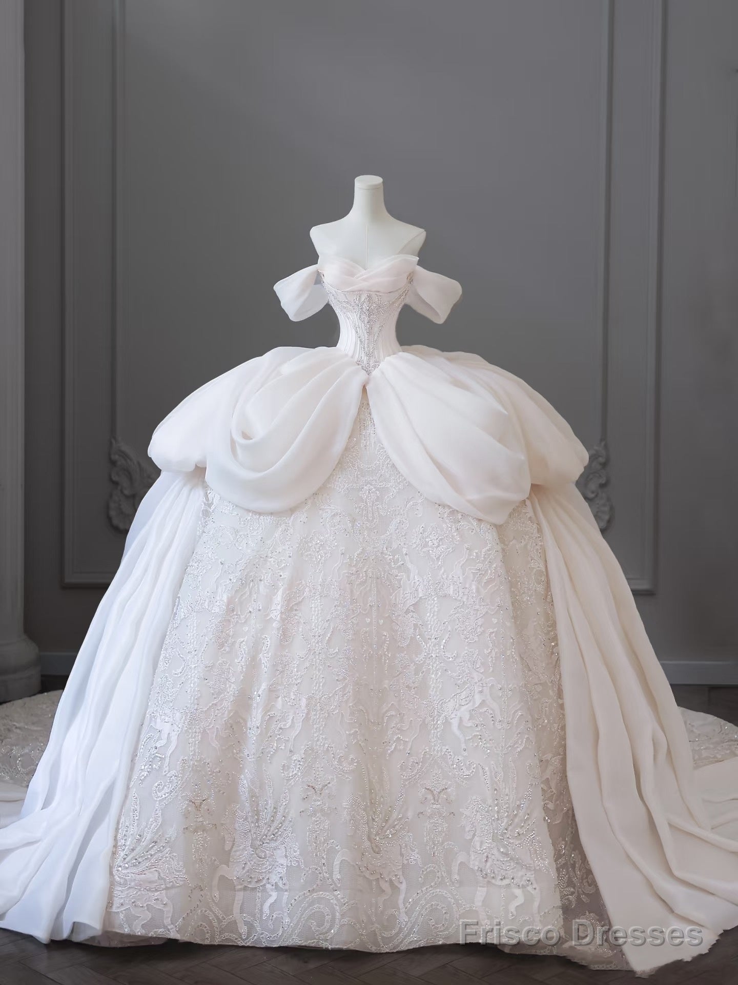 Unique Ball Gown Off The Shoulder Tulle White Long Wedding Dresses Brides Dress Main image