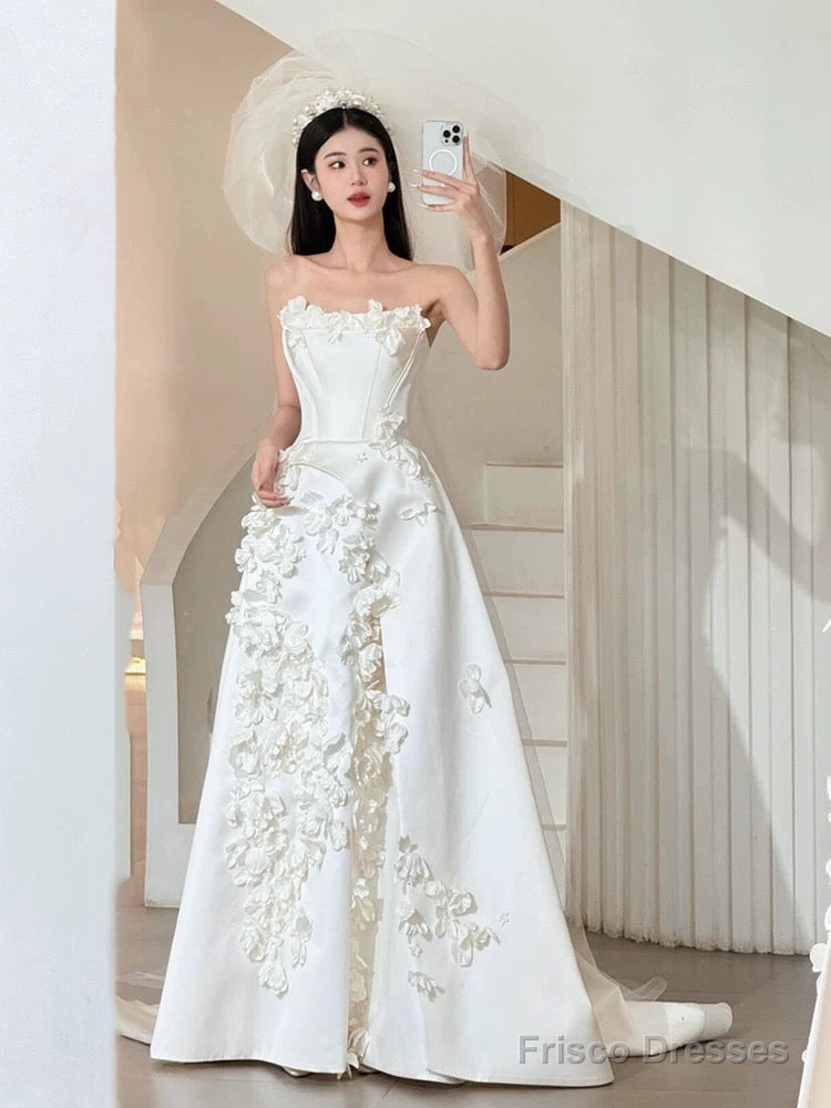 Unique Ball Gown Strapless Neckline Long White Satin Floral Wedding Dresses Secondary image