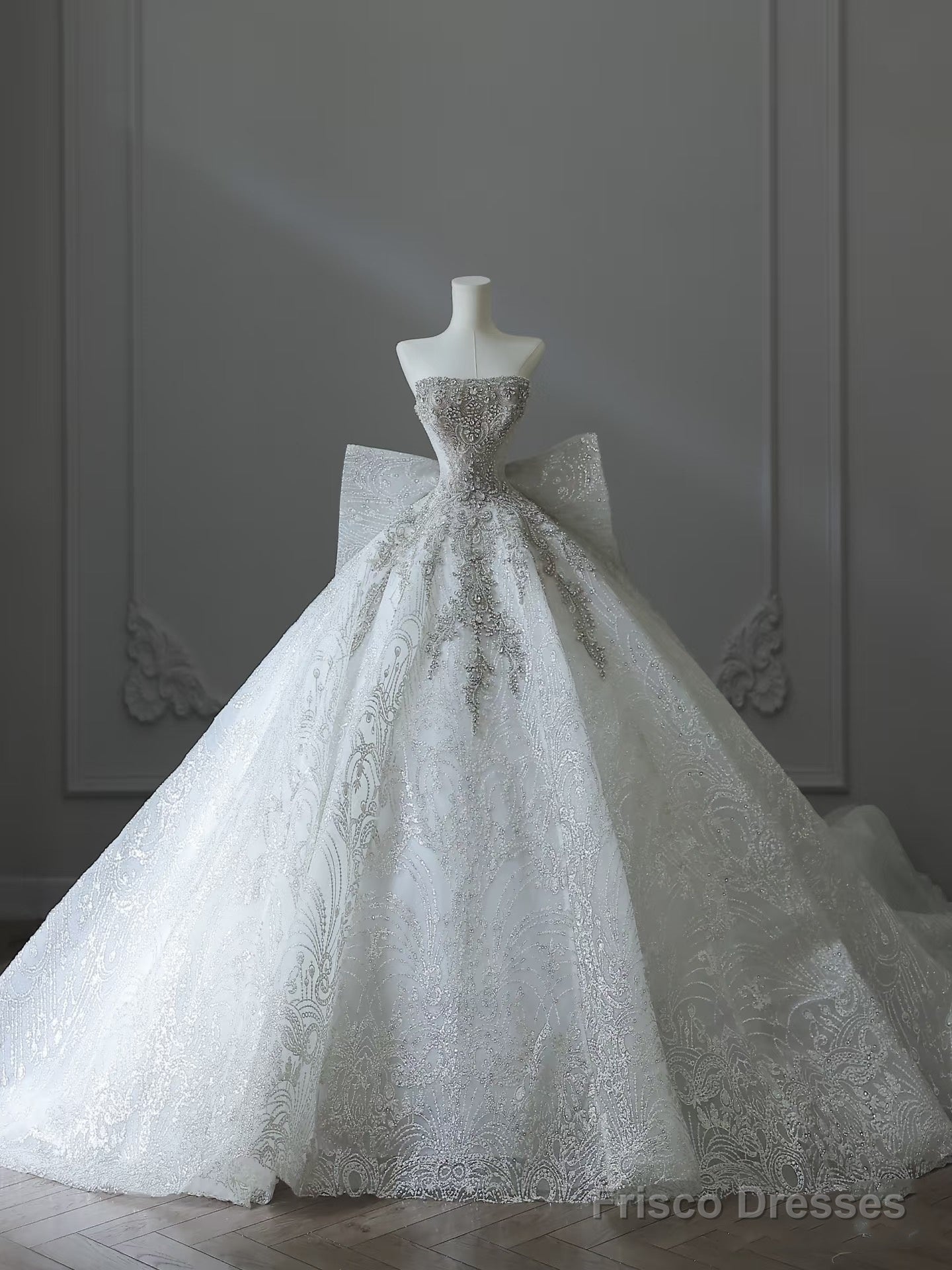 Unique Ball Gown Strapless Sequin Long Wedding Dresses Brides Dress Main image