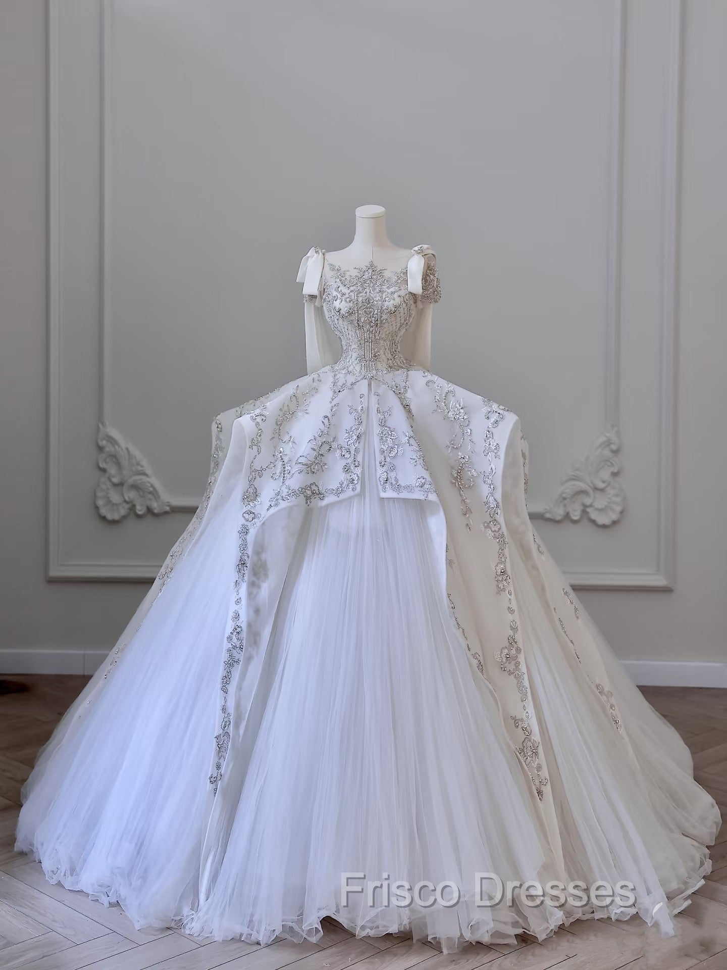 Unique Ball Gown Straps Tulle White Sequin Lace Wedding Dress Brides Dress Secondary image