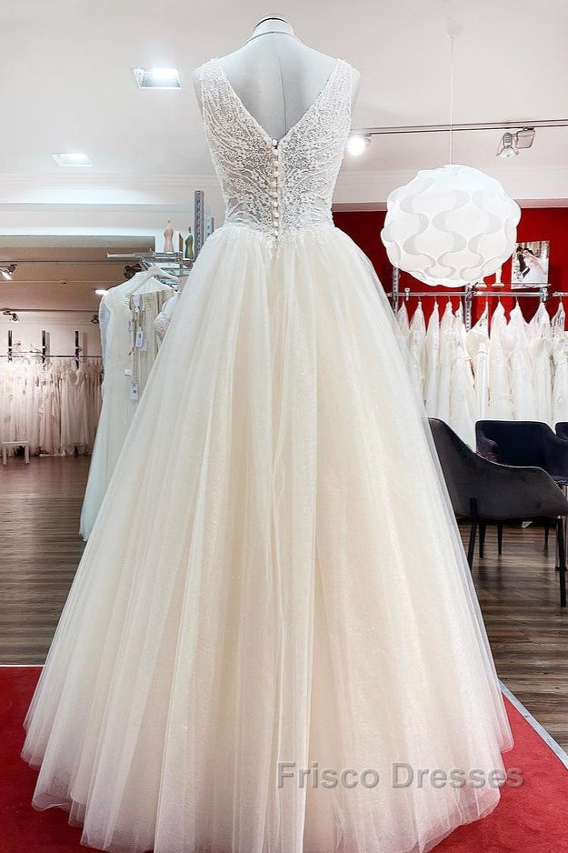 Unique Ivory Long Princess V-neck Tulle Lace Wedding Dress Secondary image