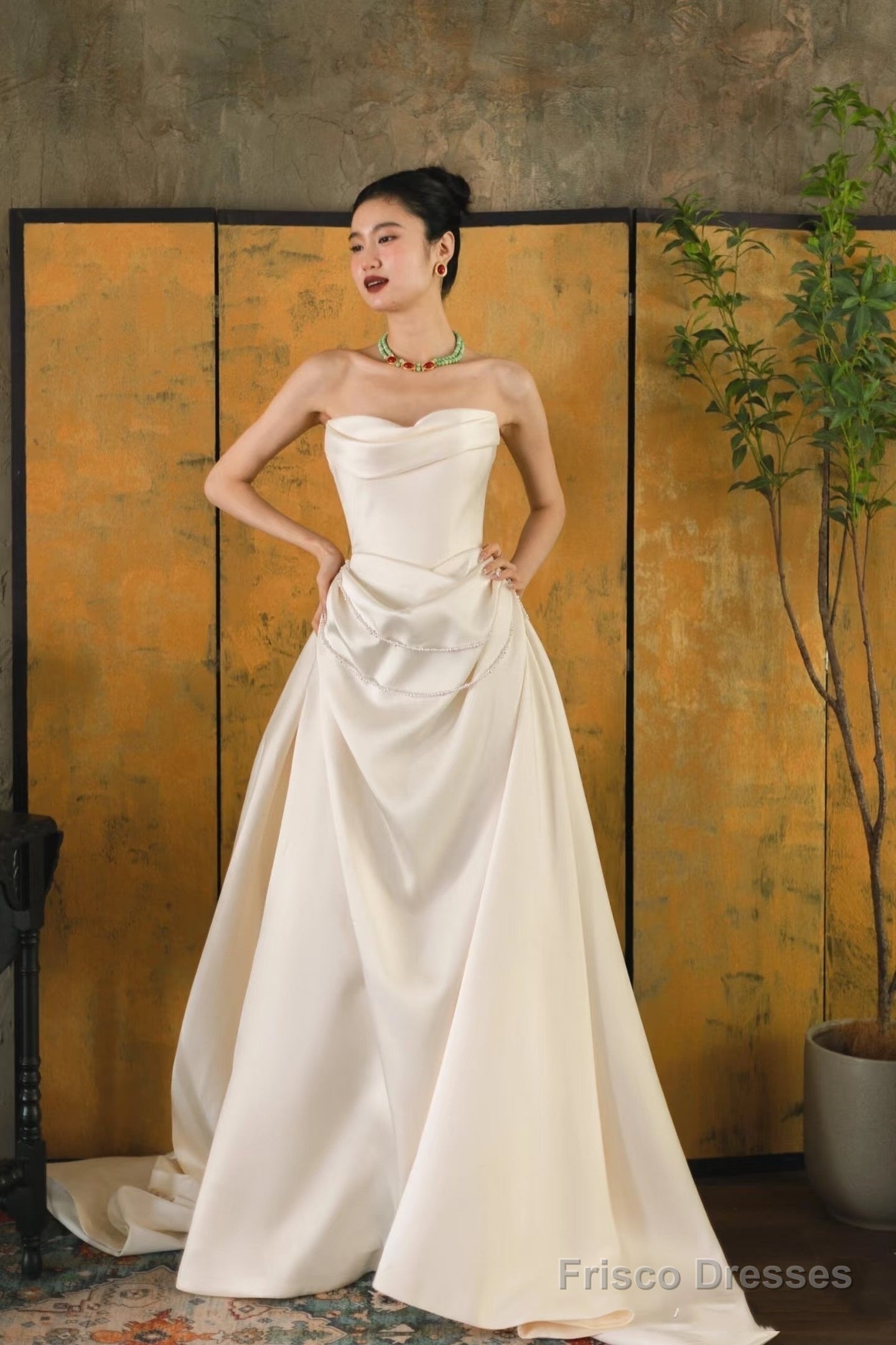 Unique Mermaid Off The Shoulder Ivory Long Wedding Dresses With Short Sleeves Brides Dress Secondary image