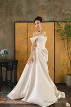 Unique Mermaid Off The Shoulder Ivory Long Wedding Dresses With Short Sleeves Brides Dress